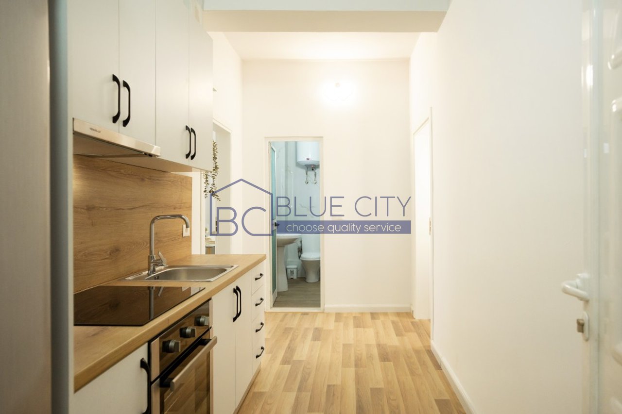 JEPET ME QIRA APARTAMENT 1+1 PRANE PALACE HOTEL NE PLAZH