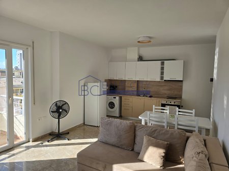 AFFITTASI APPARTAMENTO 1+1 VICINO ALL'HOTEL MAJESTIC!!