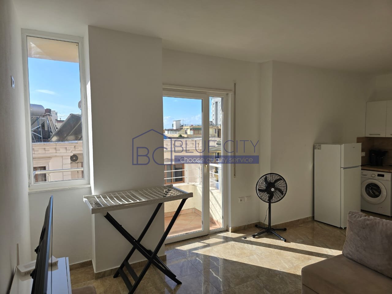 AFFITTASI APPARTAMENTO 1+1 VICINO ALL'HOTEL MAJESTIC!!