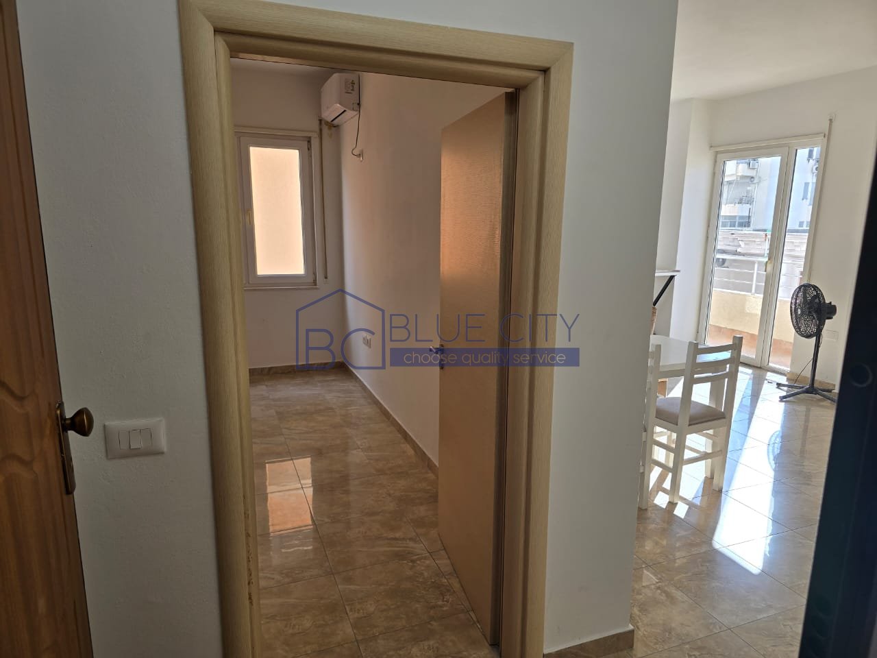 AFFITTASI APPARTAMENTO 1+1 VICINO ALL'HOTEL MAJESTIC!!