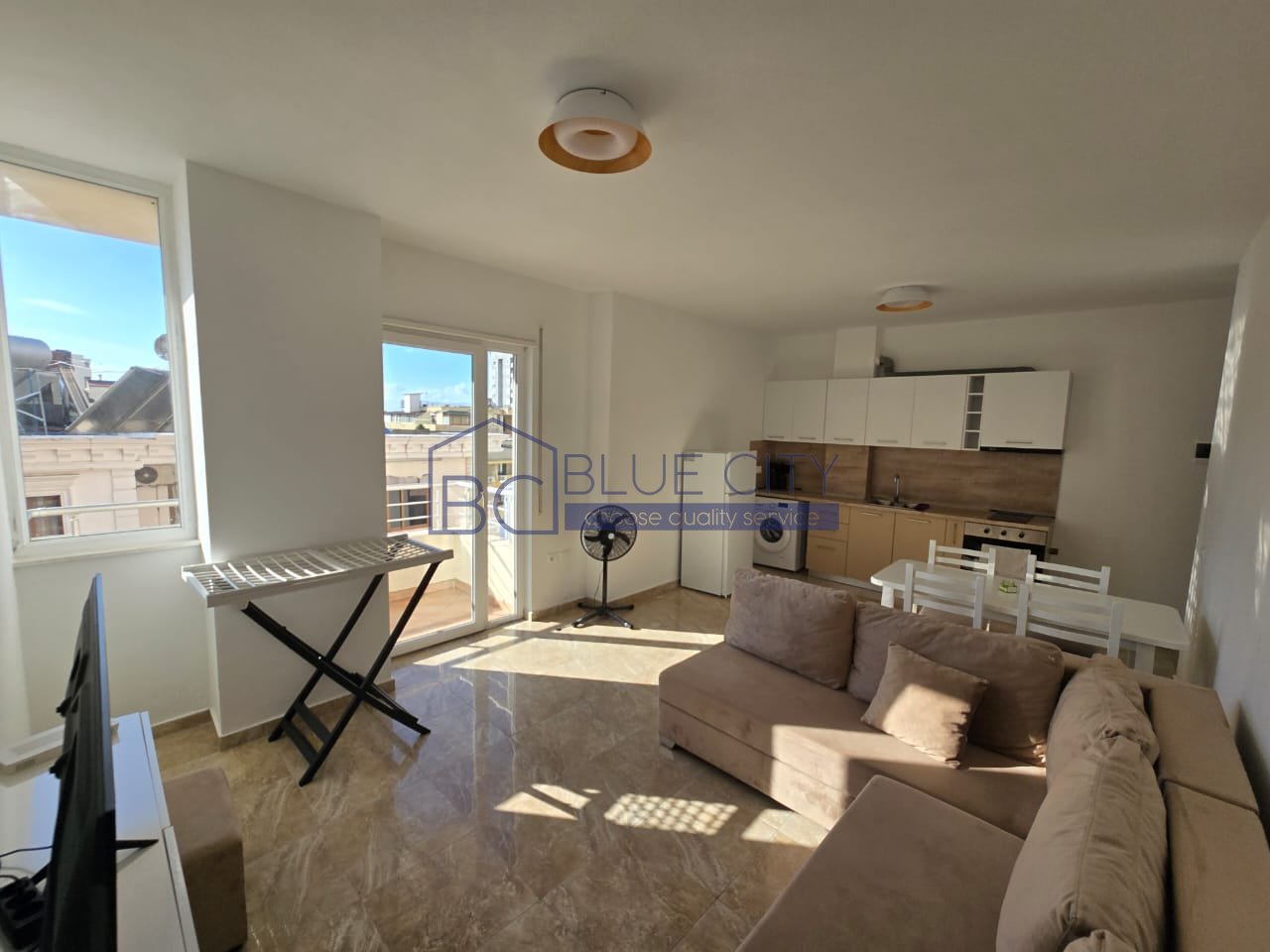 AFFITTASI APPARTAMENTO 1+1 VICINO ALL'HOTEL MAJESTIC!!