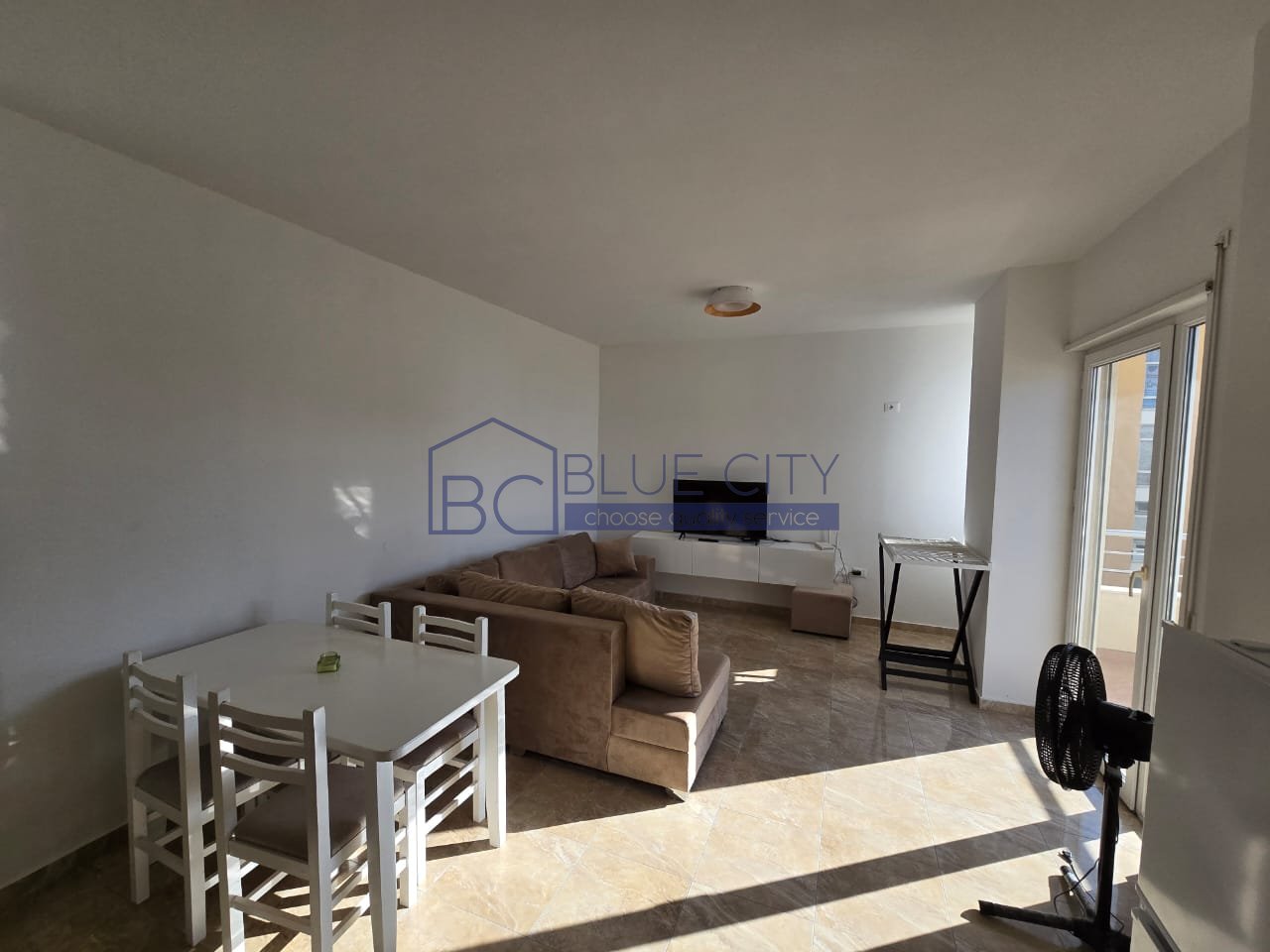 AFFITTASI APPARTAMENTO 1+1 VICINO ALL'HOTEL MAJESTIC!!