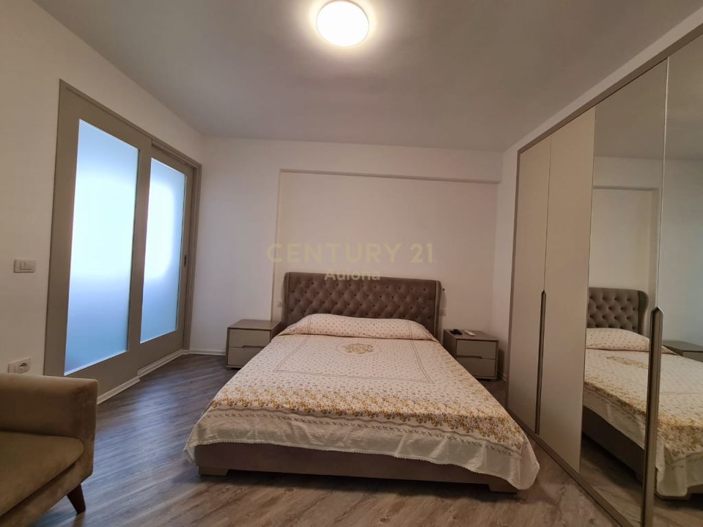 LUNGOMARE -- MODERN APARTMENT FOR RENT