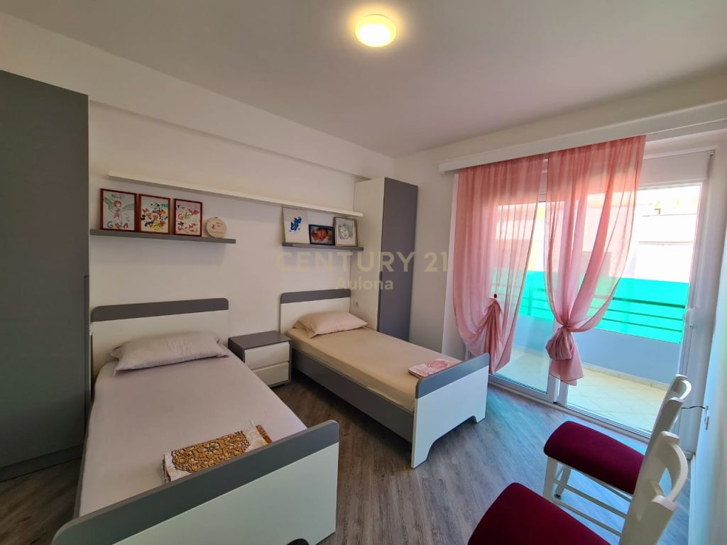 LUNGOMARE -- MODERN APARTMENT FOR RENT