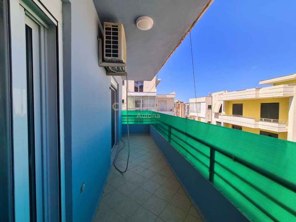 LUNGOMARE -- MODERN APARTMENT FOR RENT