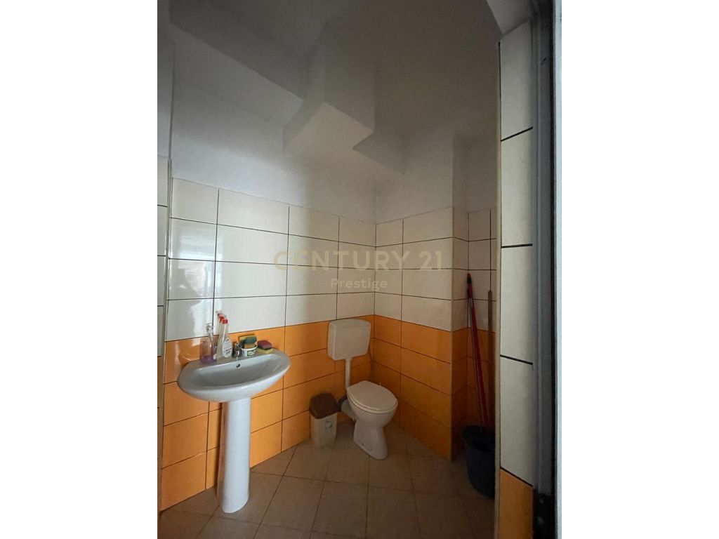 COMMERCIAL ENVIRONMENT FOR SALE BEHIND THE STADIUM, SHKODER! Century