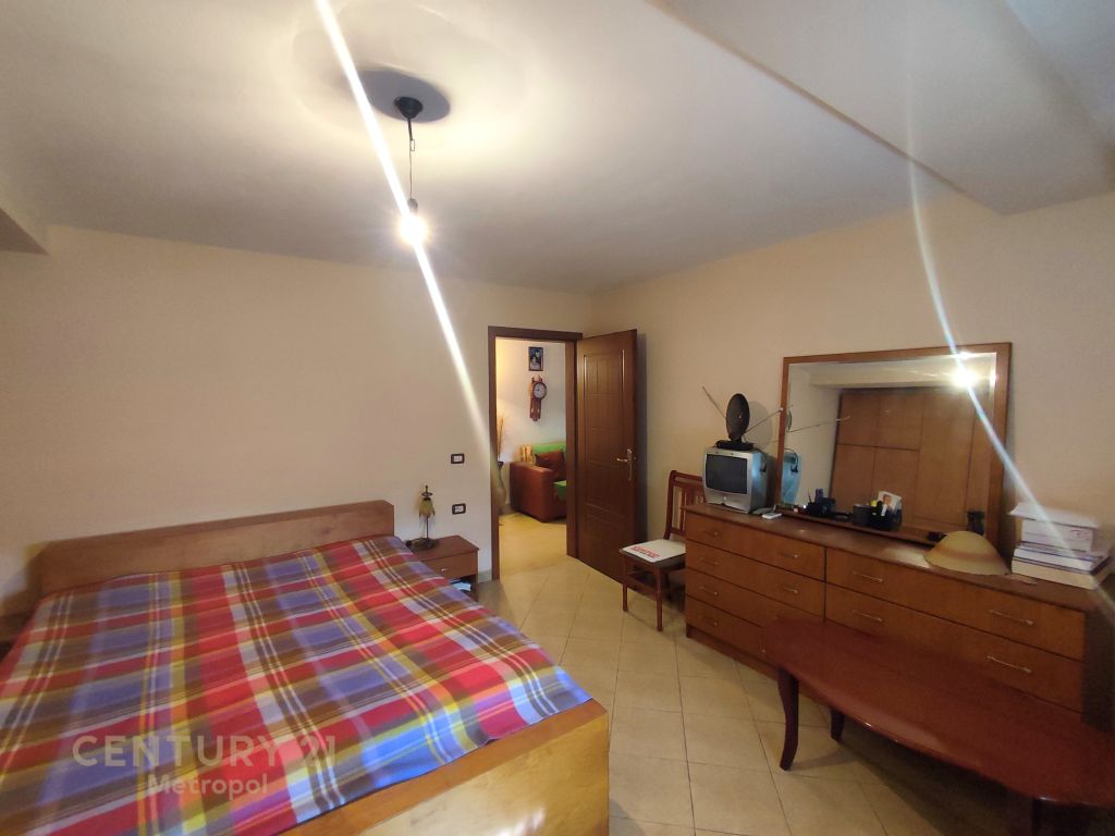 Apartamente Për Shitje tek Mozaiku i Tiranes, e konvertueshme ne 3