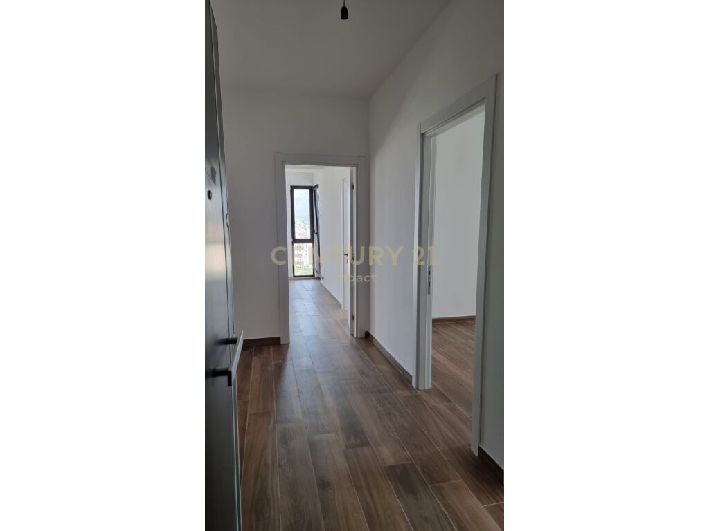 Apartament 3+1 për Shitje Kompleksi Arlis Farmacia 10