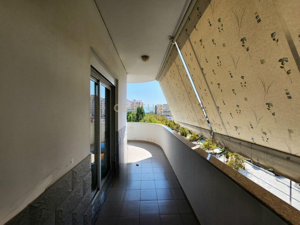 Apartament 2+1 për Shitje në Bulevardin Kryesor, Vlorë