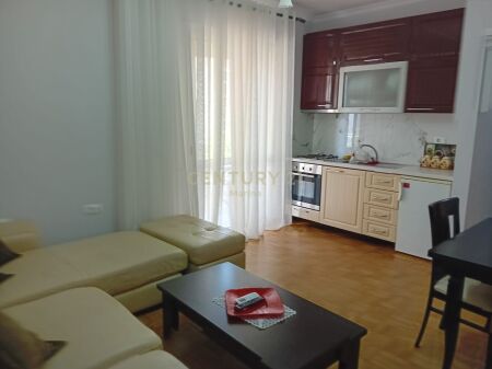 APARTAMENT 1+1 PER QERA,PAS HOTEL PARTNER!