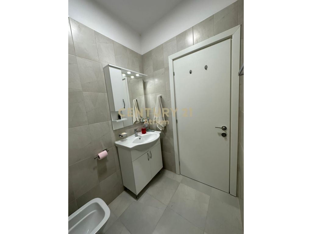 JAPIM ME QIRA APARTAMENT 2+1+2 PRANE SELVIS!