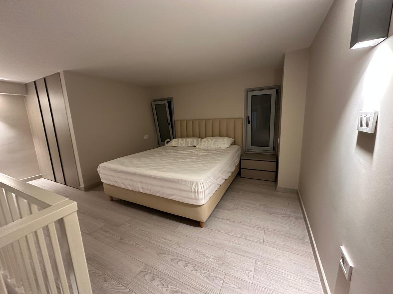 !!!APARTAMENT DUPLEX ME QERA NE VLORE, NE ISH KOMBINAT!!!