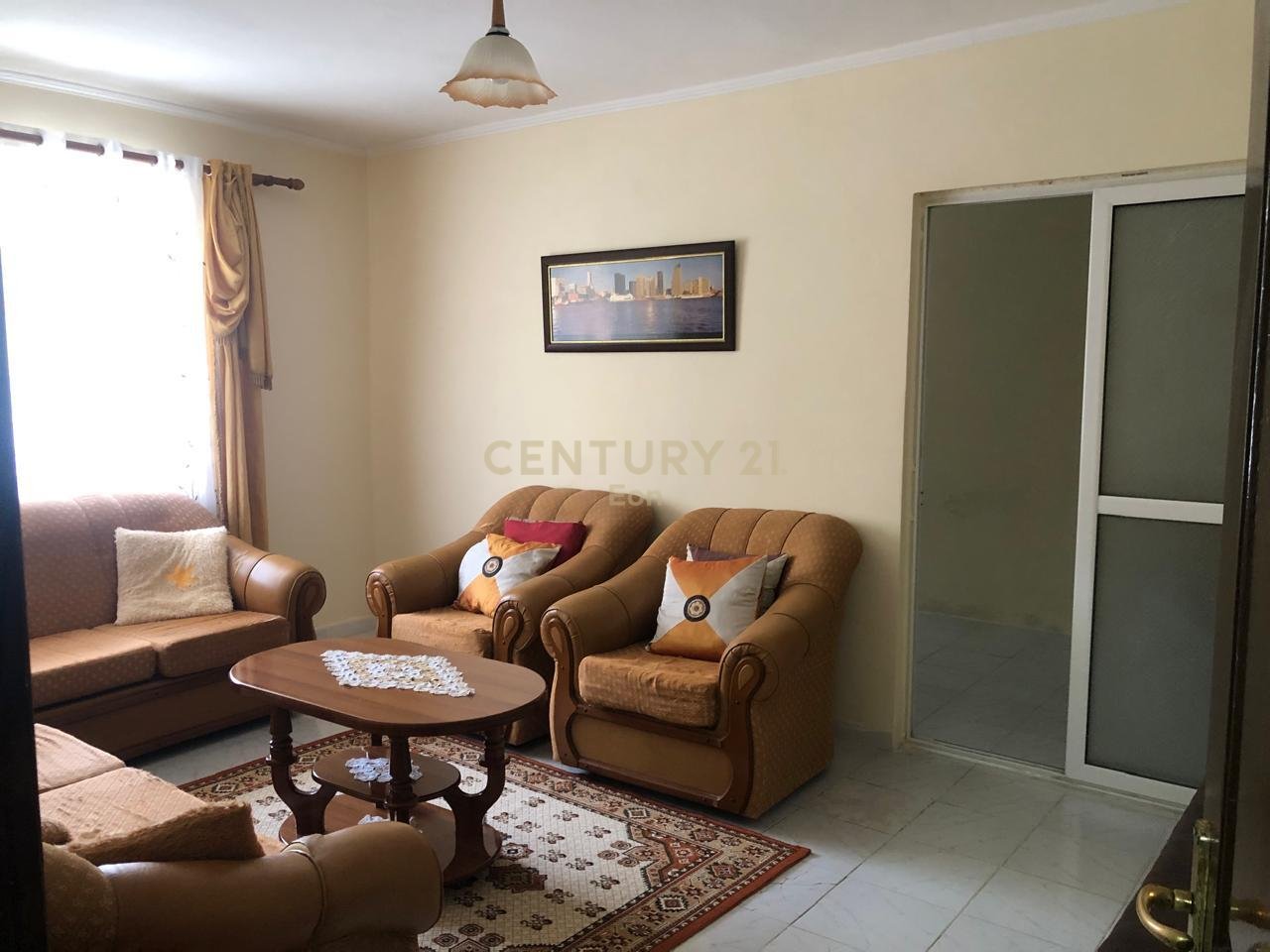 APPARTAMENTO 2+1 IN VENDITA A CEZMA FERRES VICINO ALL'AREA CURRILE A DURAZZO!