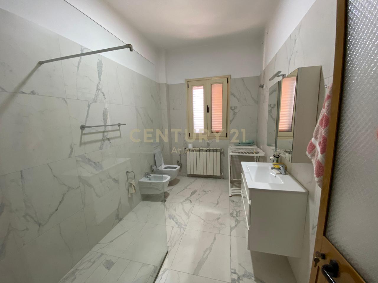 SUPER VILLA IN VENDITA IN 4 STRADE DI SHIJAKU!
