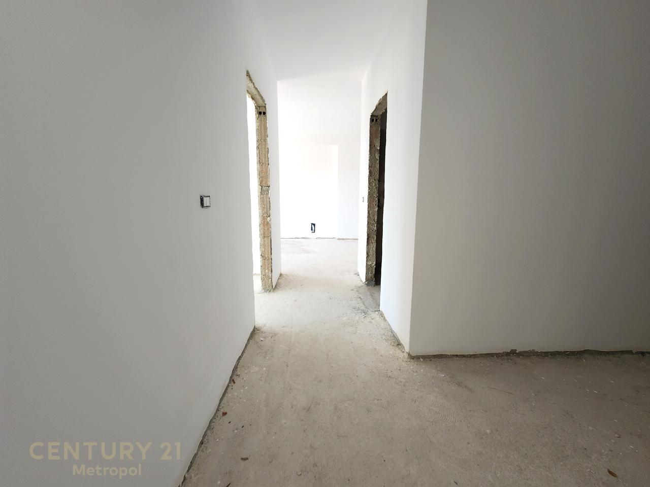 SHITET APARTAMENT 2+1+2 TEK KOMPLEKSI AURA !