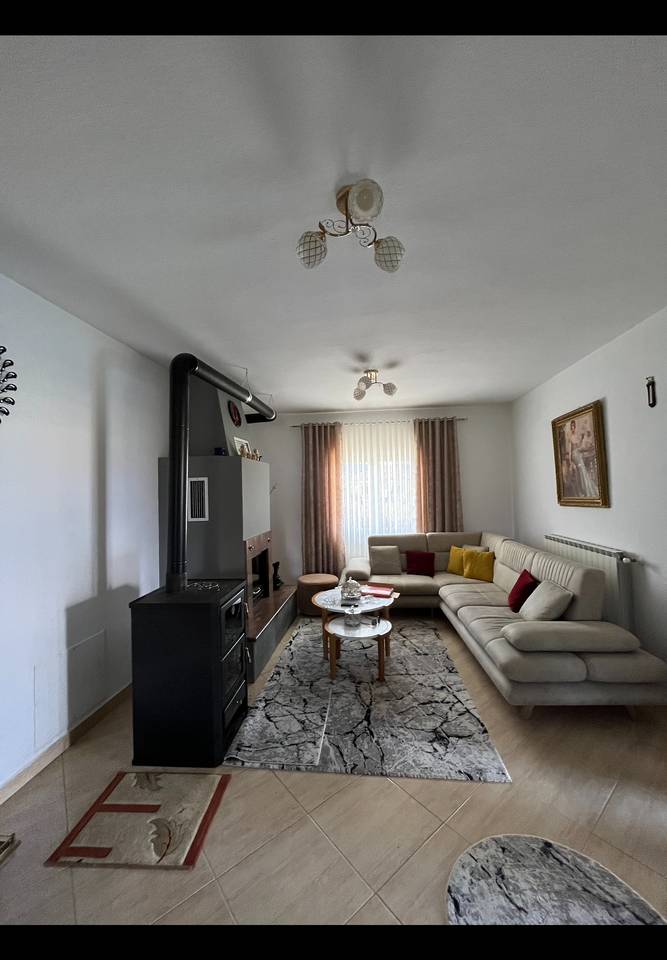 POGRADEC , SHESIM VILË NË VËRDOVË !!!!