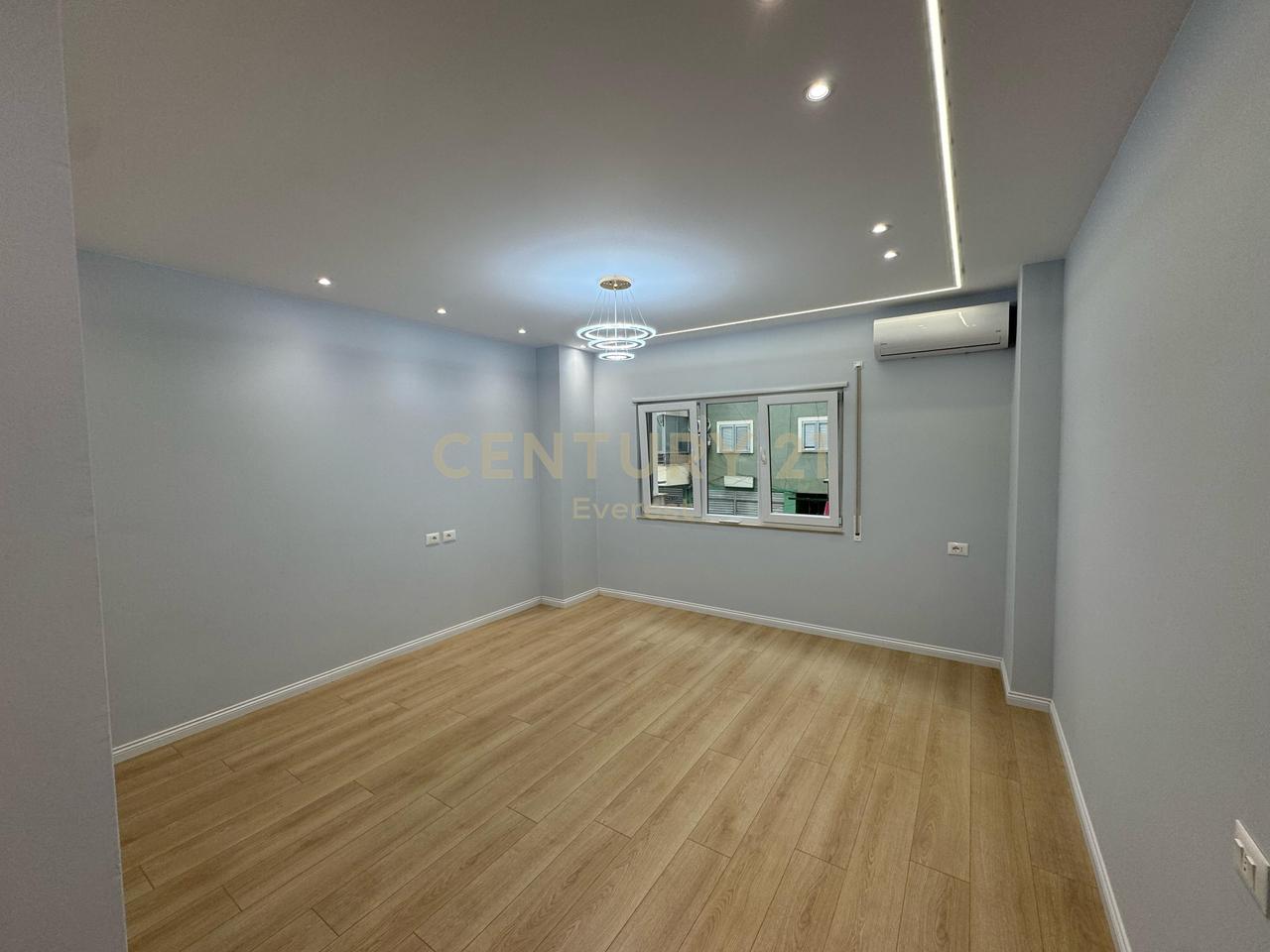 MYSLYM SHYRI, APARTMENT FOR SALE 2+1+STORAGE