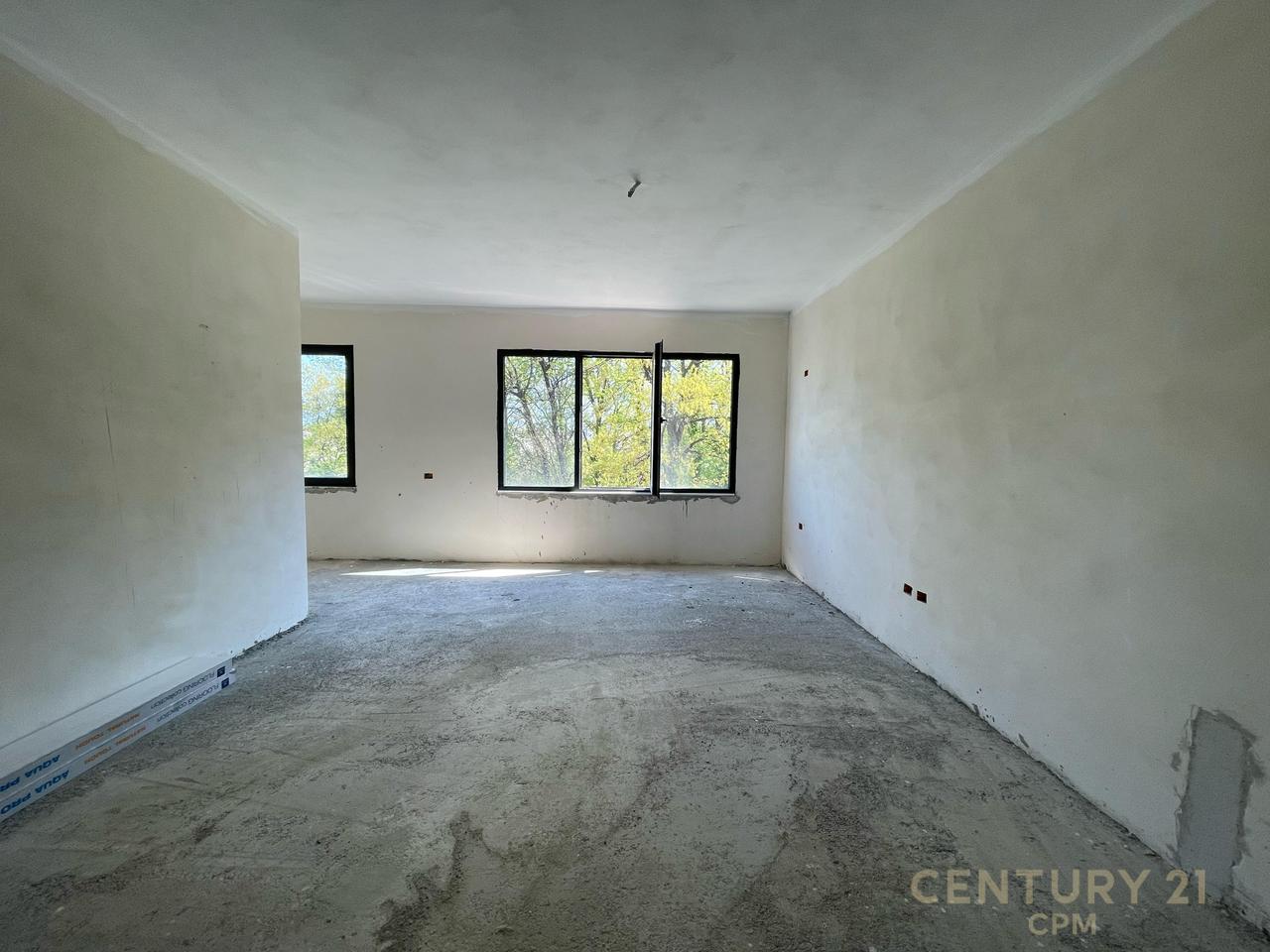 APARTMENT FOR SALE 2+1+2 ELBASANI STREET NEAR XIBRAKU!