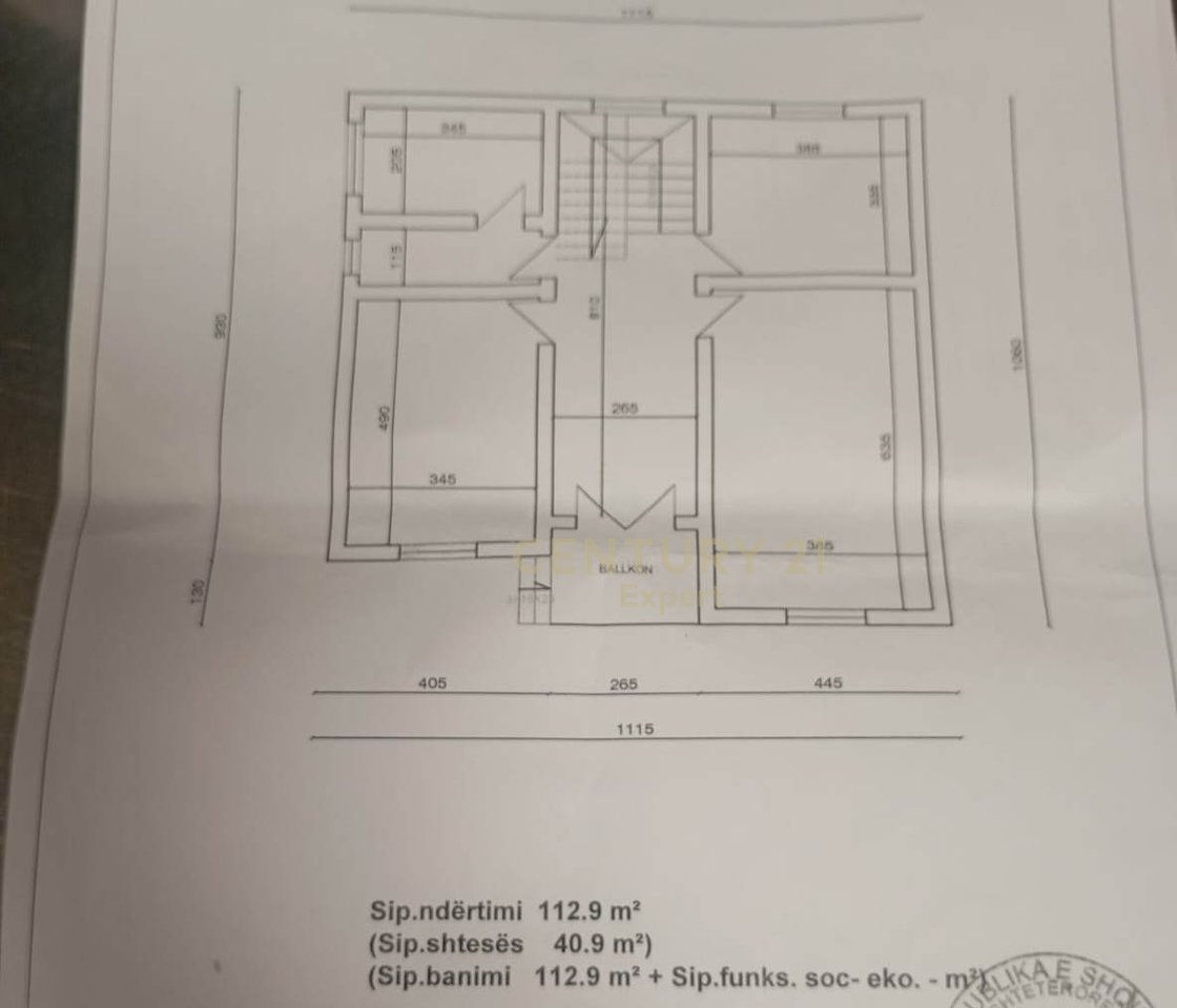 VILLA A DUE PIANI IN VENDITA A UDENISHT, POGRADEČ!!