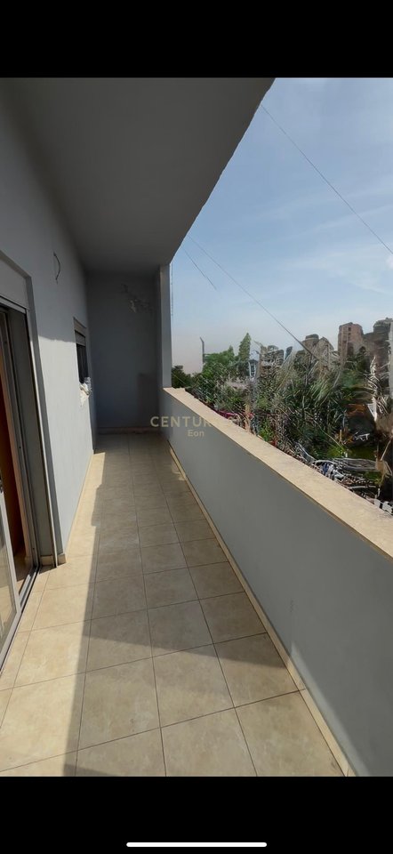 2+1 Apartment for sale at the Police Directorate, Durrës!