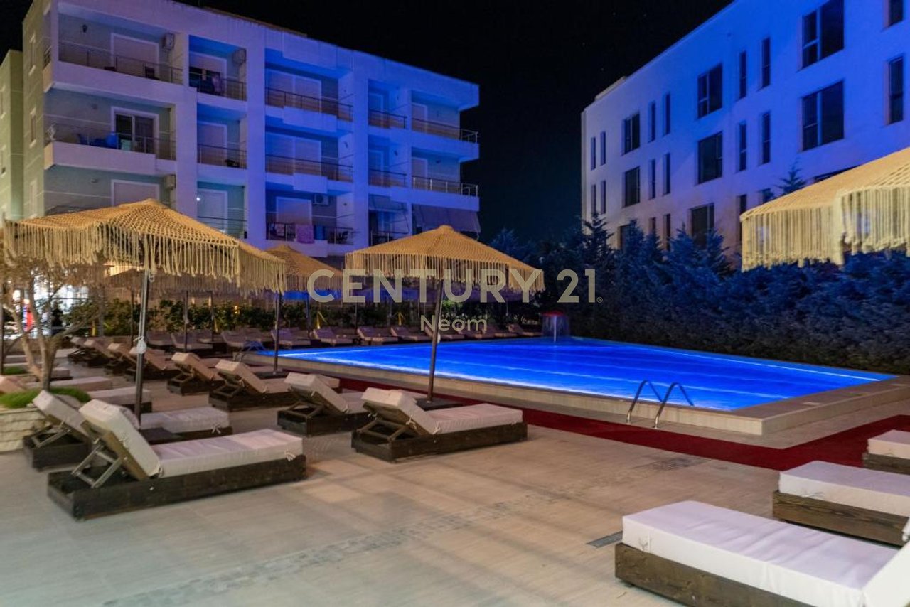 SHESIM, APARTAMENT 1+1 ME PAMJE NGA MALI, RRADHIME!