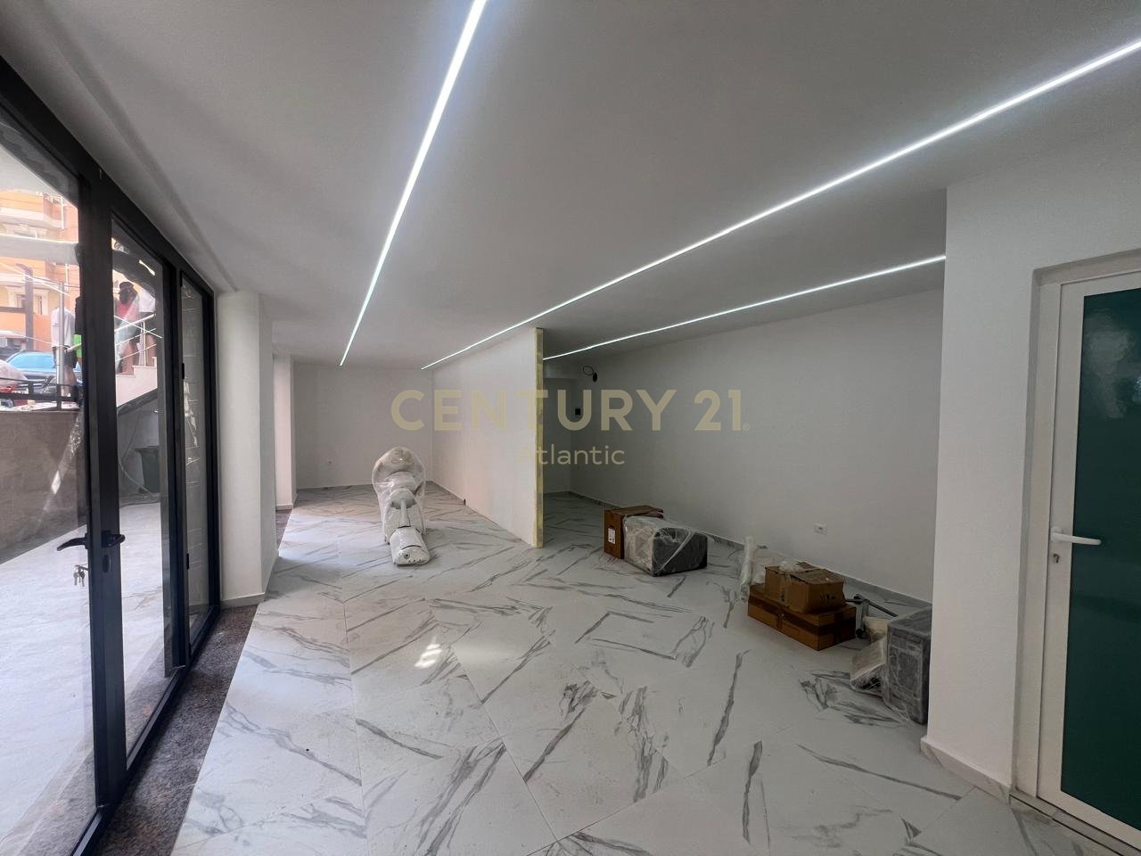 FOR SALE AMBIENCE VERY CLOSE TO THE SEA IN HEKURUDA BEACH!!