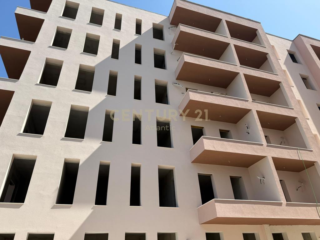 APPARTAMENTO 1+1 IN VENDITA A GOLEM,  
CON VISTA LATERALE SUL MARE!!
