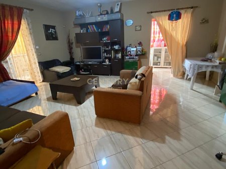 APARTMENT 1+1 FOR SALE AT 21-DHJETORI!