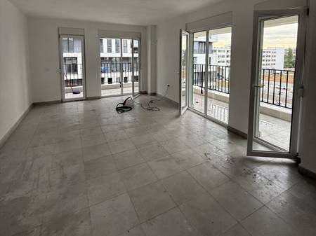 Appartamento 2+1+2 in affitto per residenza o ufficio vicino a 5 Maji