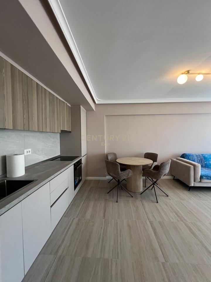 Appartamento 2+1 in vendita nel centro di Durrës!