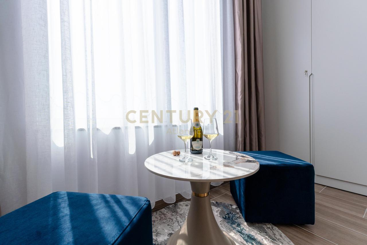 Shitet Super Apartament i Investuar 1+1 – Pamje Ballore Deti – Vollga, Durrës!