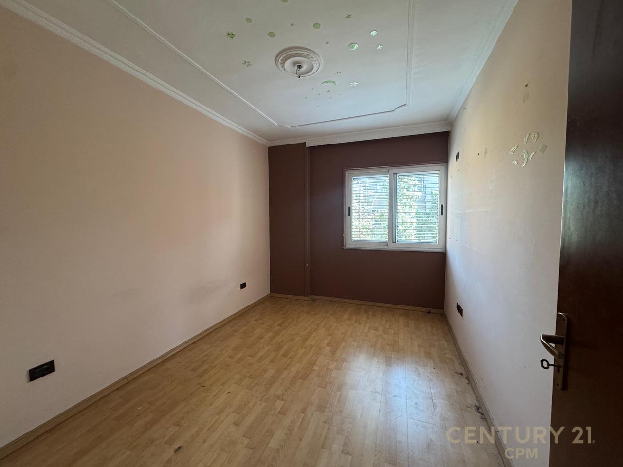 3+1 apartment for sale on Elbasan Street