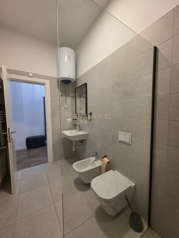Apartament Modern 2+1+2 +Post parkimi  tek Kompleksi Square 21