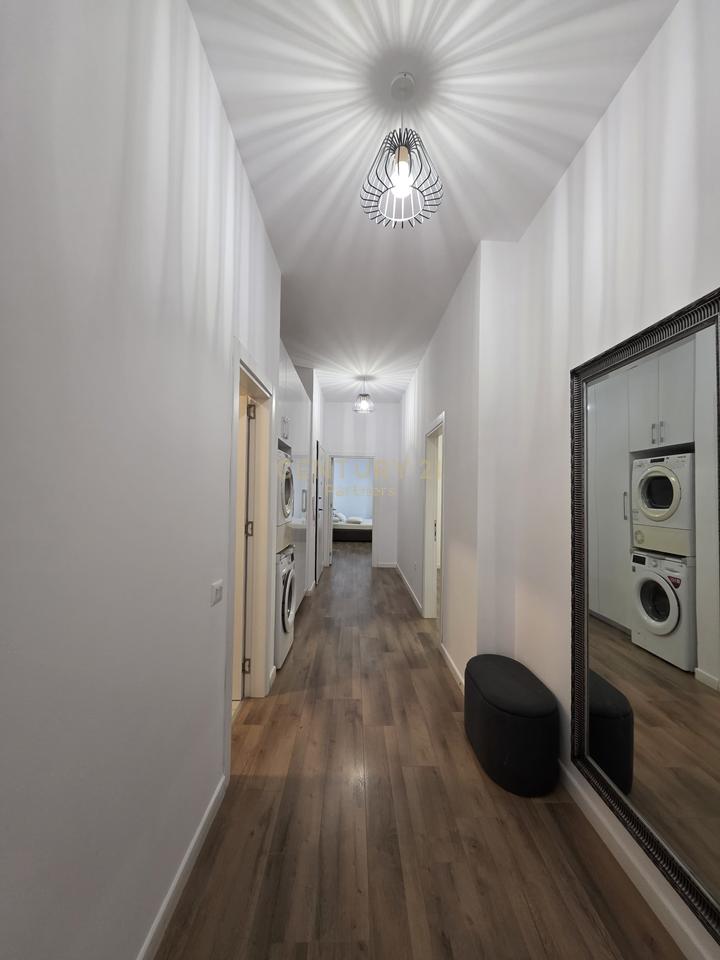 Apartament Modern 2+1+2 +Post parkimi  tek Kompleksi Square 21