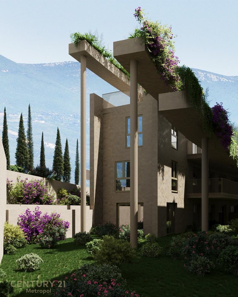 RIEMPI IL JET ACCANTO AL LAGO FARKA NELLA RESIDENZA "FARKA HILLS"!