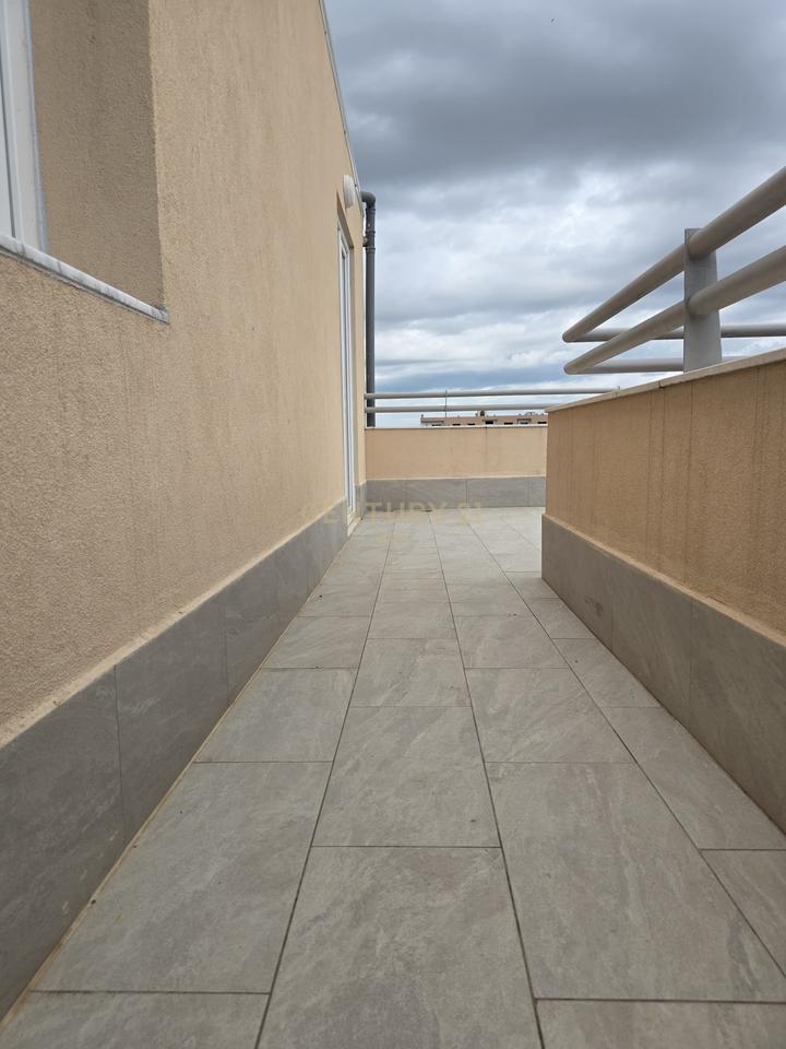 APARTMENT 2+1 WITH VERANDA FOR SALE IN DURRES!