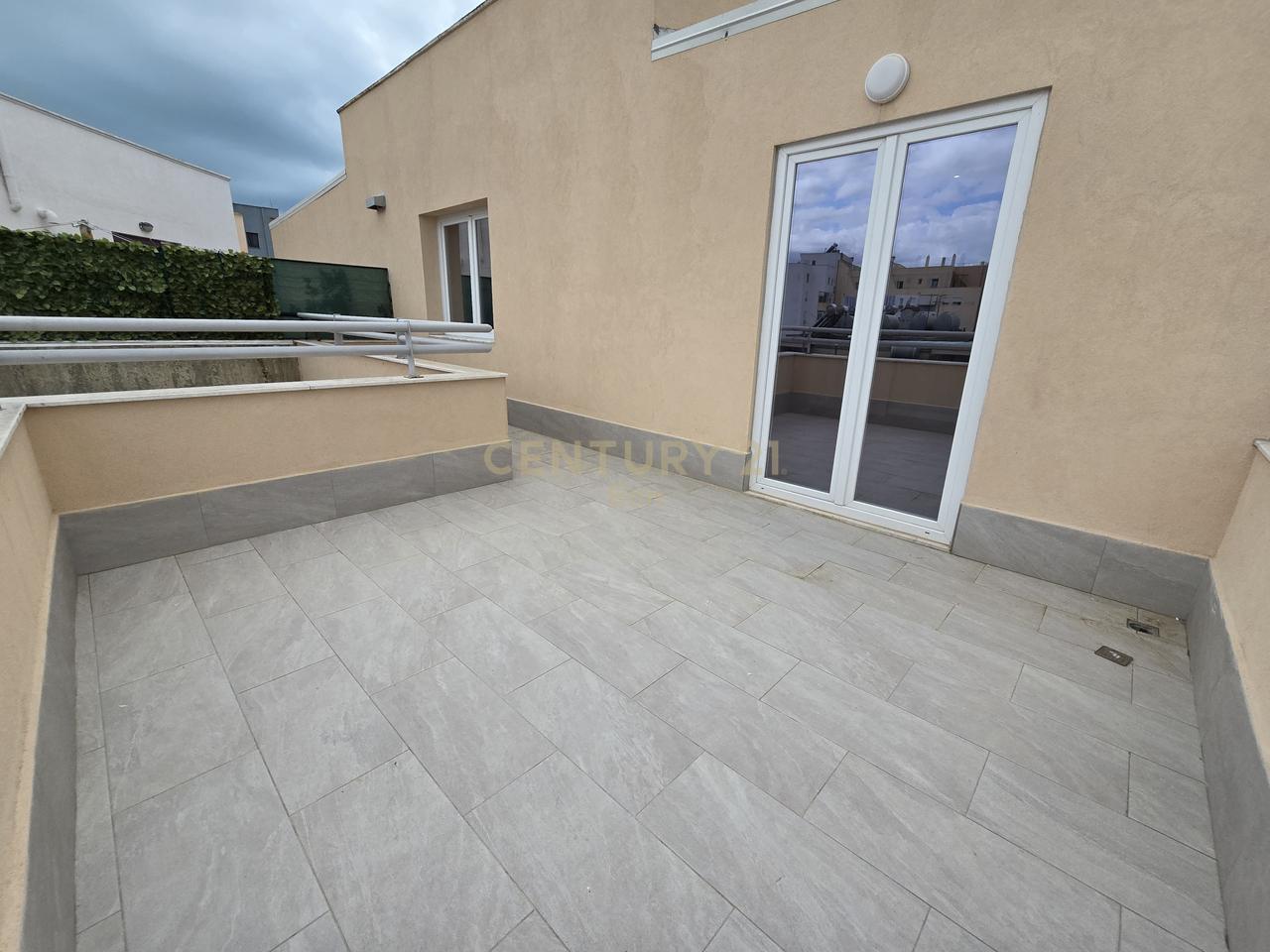 APARTMENT 2+1 WITH VERANDA FOR SALE IN DURRES!
