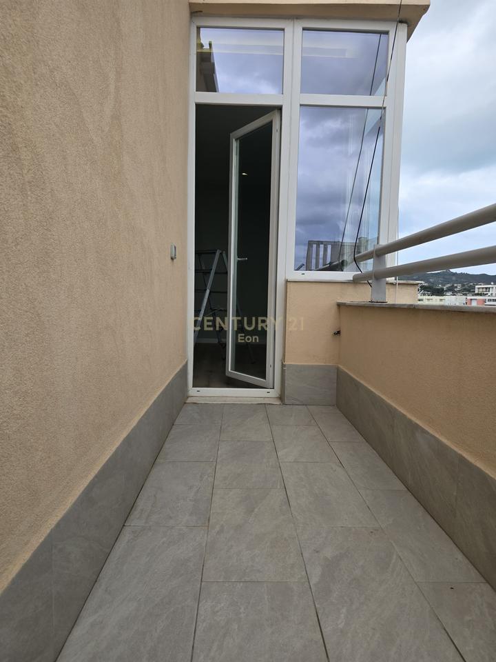 APARTMENT 2+1 WITH VERANDA FOR SALE IN DURRES!