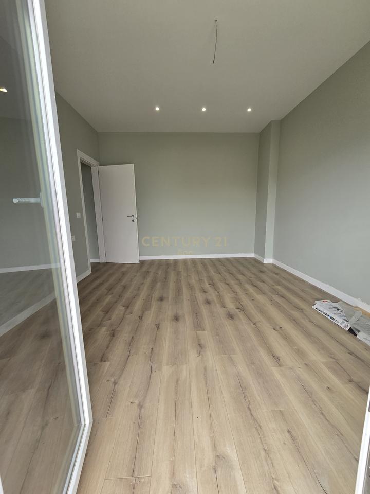 APARTMENT 2+1 WITH VERANDA FOR SALE IN DURRES!