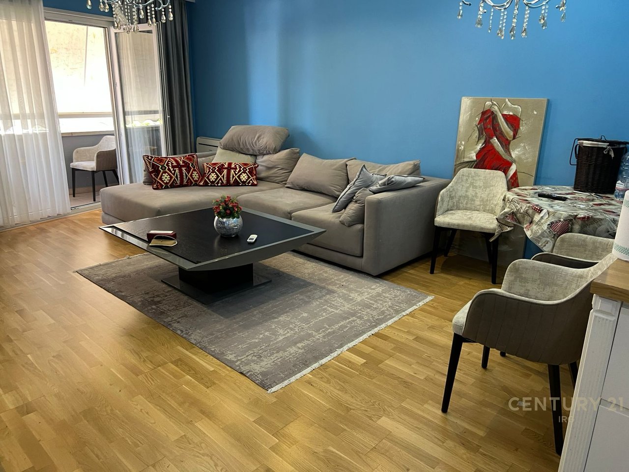 Moderno appartamento 1+1 in vendita vicino al Nuovo Bazaar