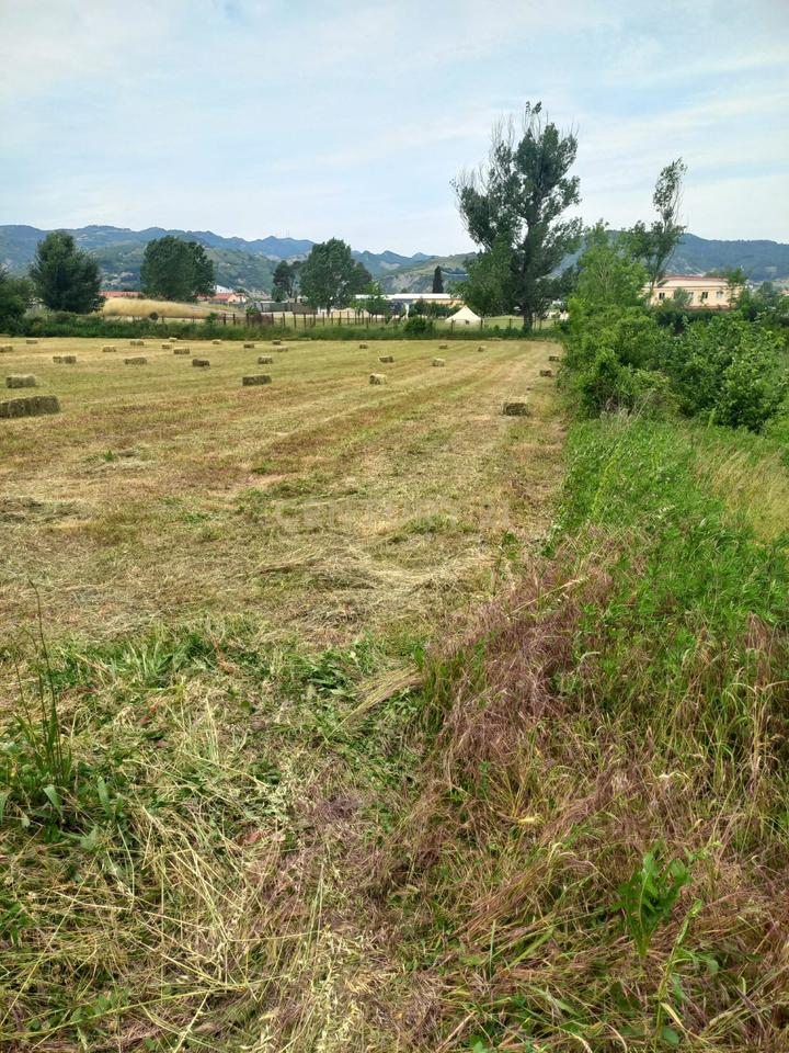 Land for Sale in Pezë - Helmes, Tirana - €235,000 | 3500 m²