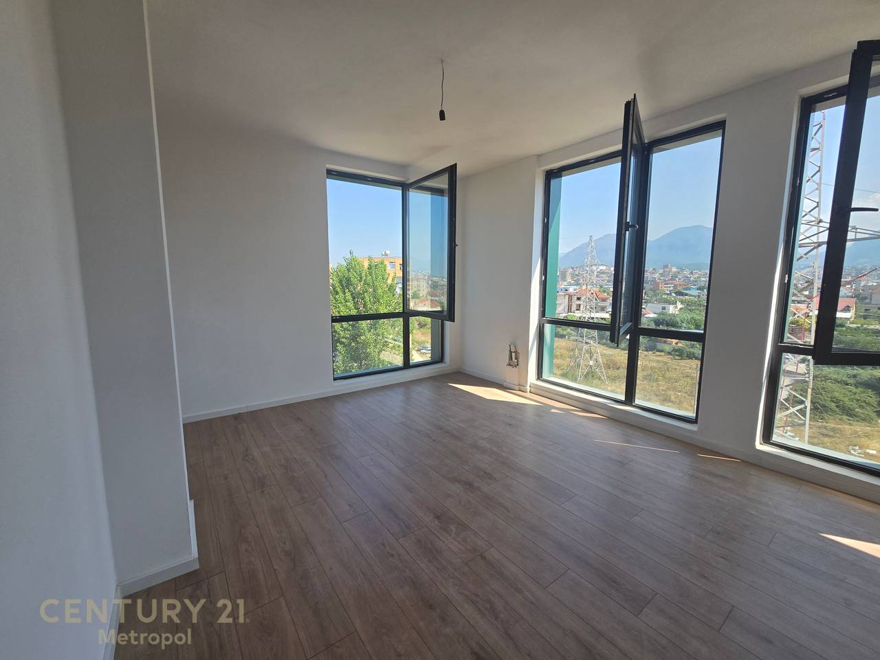 FOR RENT 2+1+2 APARTMENT FOR OFFICE OR RESIDENCE, NEW BOULEVARD