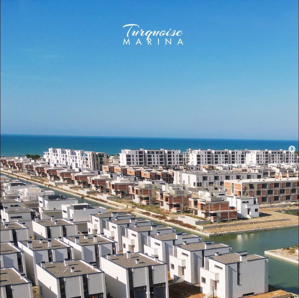 SHESIM VILE T3 IN TURQUOISE MARINA, GULF OF LALEZ!