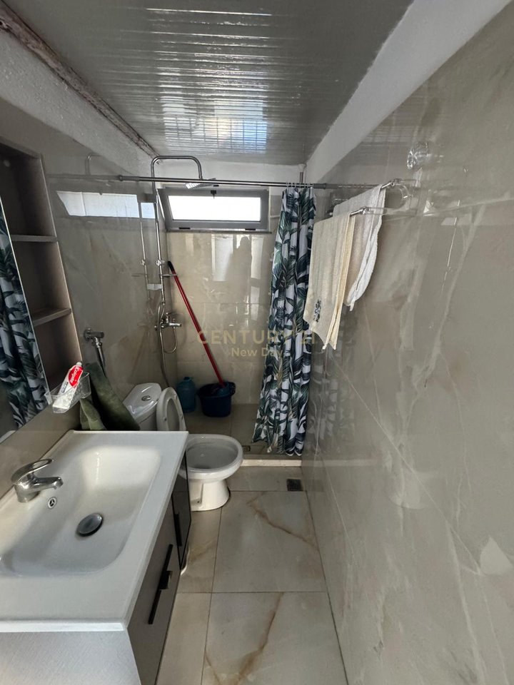 Stazione di servizio in vendita nella zona della spiaggia.