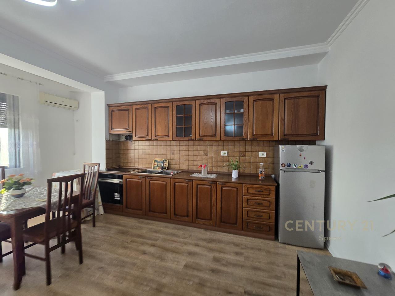 Appartamento Shesim 2+1 in Via 5 Maji