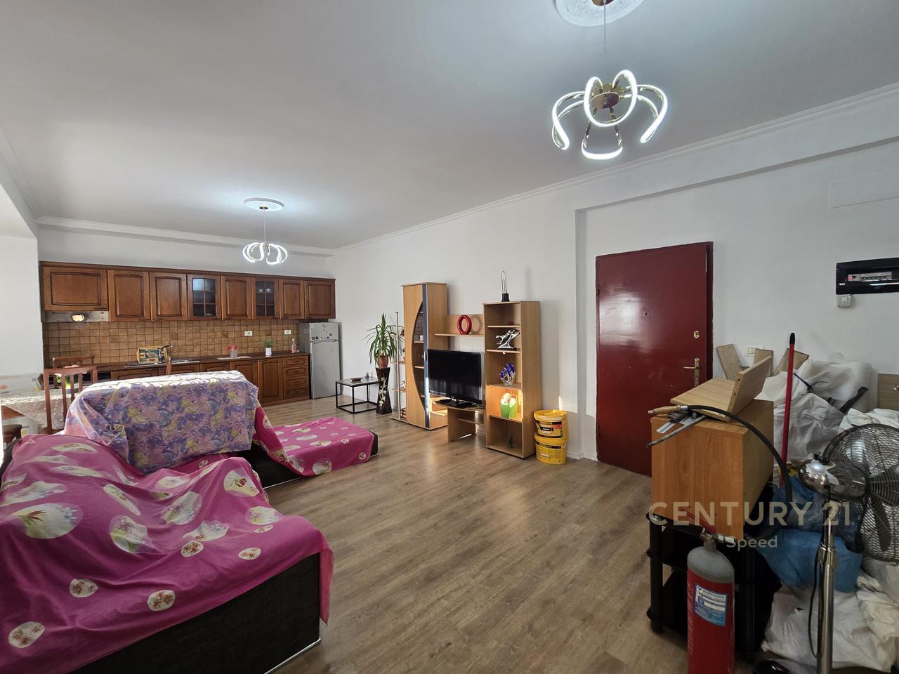 Appartamento Shesim 2+1 in Via 5 Maji