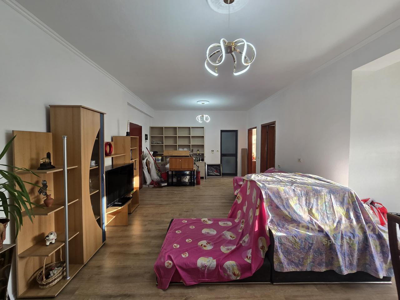 Appartamento Shesim 2+1 in Via 5 Maji