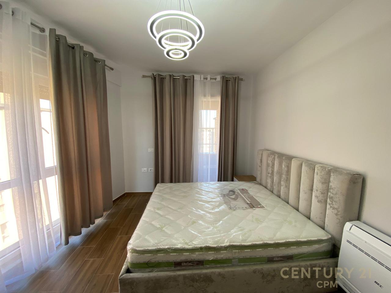 ISH PROFARMA XHAMLLIK JAPIM ME QIRA APARTAMENT 2+1+2