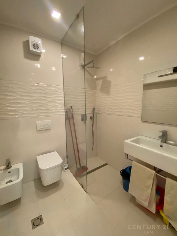 Apartment 3+1+2 + Verandas for sale in Qerret