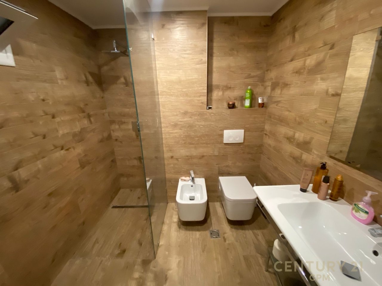 Apartment 3+1+2 + Verandas for sale in Qerret
